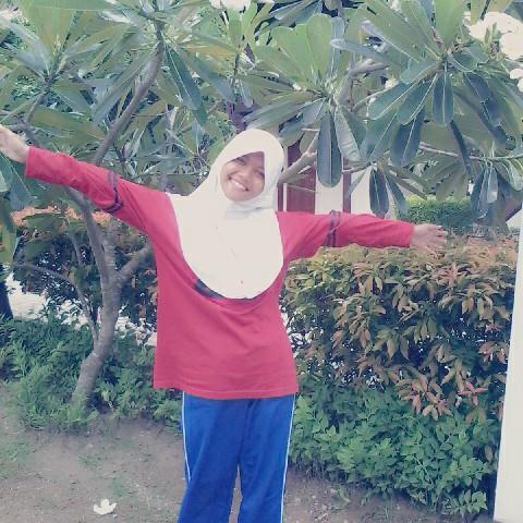 Anyeong... naneun Ria a.k.a Cho Eun Mi.. I'M fan of 슈퍼주니어 My Fandom Is EverLasting Friend.. and my bias EvilKyu CuteMin Wookie.. bangapta ^_^