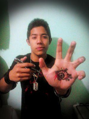 La gente tiene mas temor a la muerte ke al dolor, es extraño que ellos teman a la muerte, porke kuando la muerte llega el dolor termina