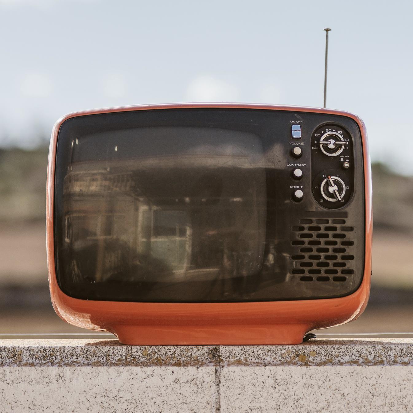 Join us and buzz through your favourite Aussie TV!