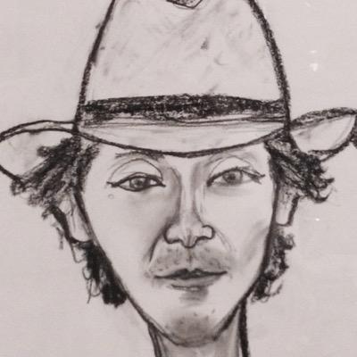コピーライター。広告会社。妻と娘と息子ふたり。