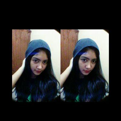 I'm happy with my simple life Without love