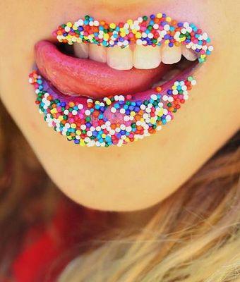 sh00shka's profile picture. לפעמים חלונות מתנפצים