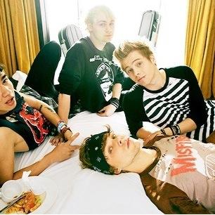 anti-social teenager humour consists of bad puns and terrible jokes loves youtubers, 5sos, Taylor swift, fanfiction, movies. and staying in my room all day