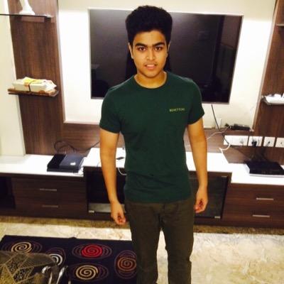 Foodie | Indian | Teenager | Gym Freak | Gamer ✌️| Snapchat- imakhter.