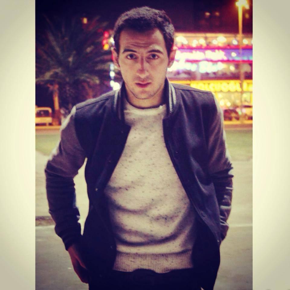 Kafam estiğinde sen bıle yalansın :)