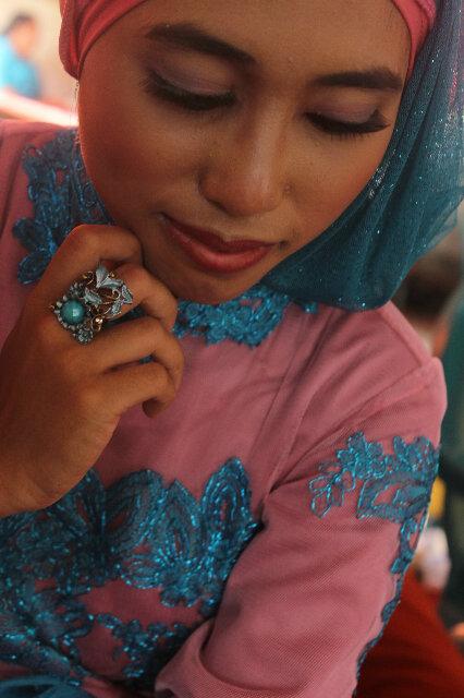 I Like Dangdut, Eiitsss, jgn lihat2 difollow aja keeleesss @muthia27031250 n my facebook muthy cullen
