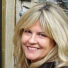 rosysweetness's profile picture. A vintage high end costume designer with more than twenty five years experience, purveyor to top designers media and film.  Specialising in glamour and bridal.