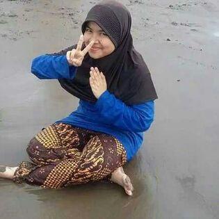 jaga hati,pikiran,perbuatan||ibadah yang rajin, belajar yang giay:)|12 juni 1998|