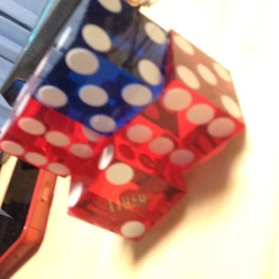 「カラアコネクト」ゆこるさんで販売終了→ @jichanhonpo 好きなゲームはエルドラド、ラー、たほいや、ビブリオスとか。このアカウントは基本的には直接面識のある方をフォロー、フォロバします。