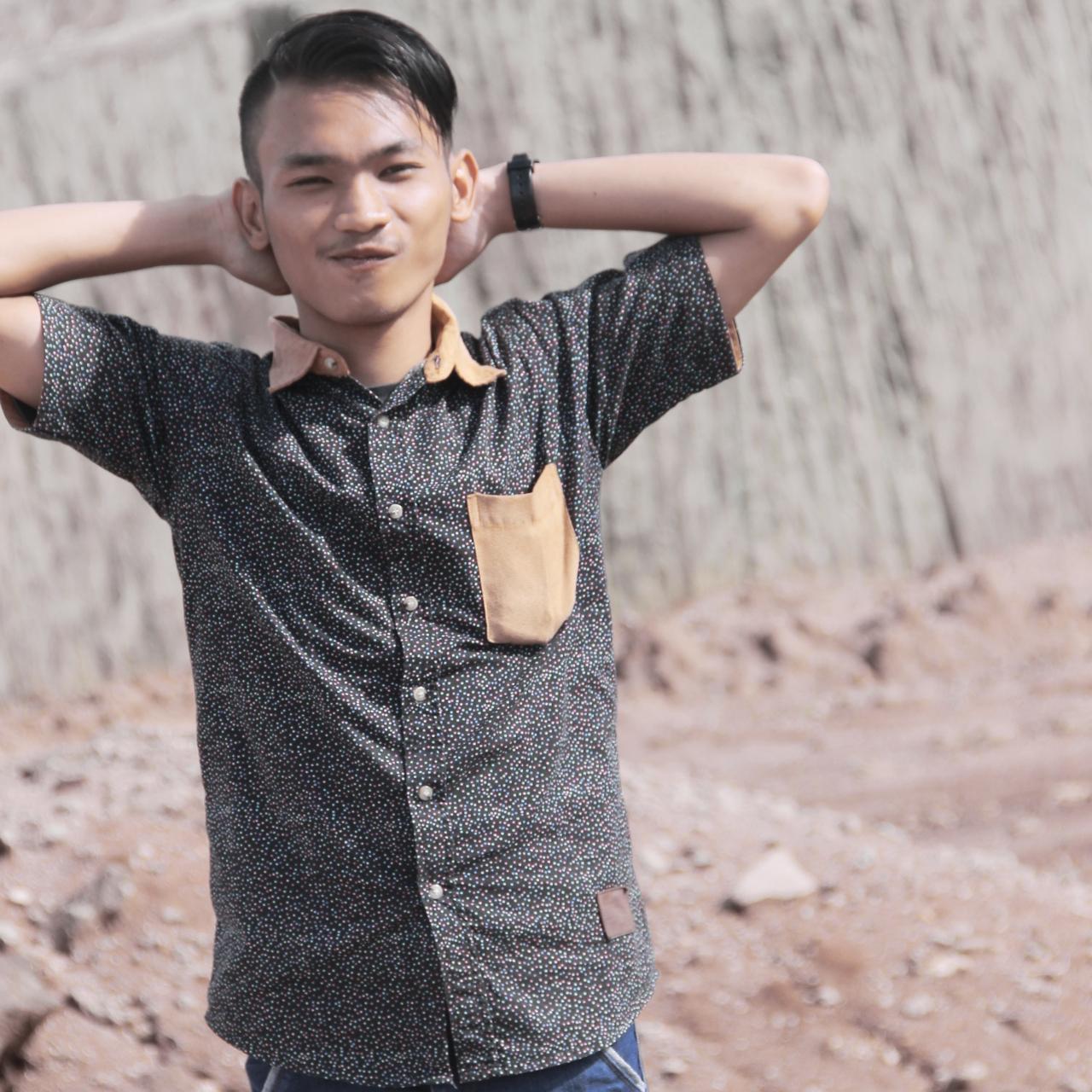 Official account andy maulana // your daily friend on air @count / 
instagram: andyymaulana / mail : andymaulana1014@gmail.com
http://t.co/a5WzzGnI16
