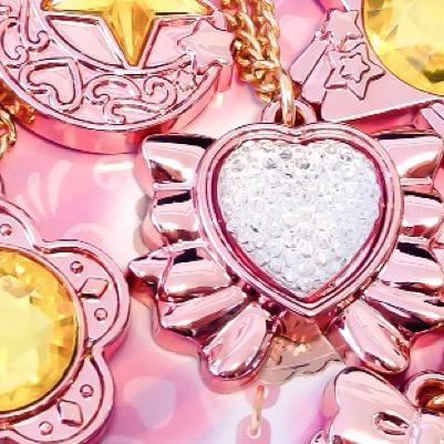 グッズ取引専用アカウントです。 基本的には以下で対応してます(^ ^) ⚫︎発送…定形外/平日 ⚫︎送金…三菱東京UFJ