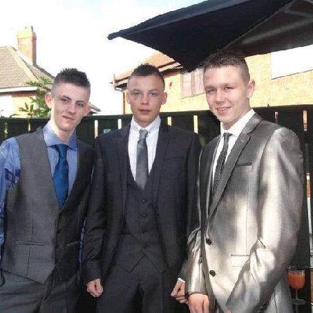 DHenddo's profile picture. Main account @FigureDan I will still use this one now and then