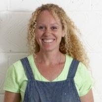 Katharine is a multi-award winning porcelain sculptor.