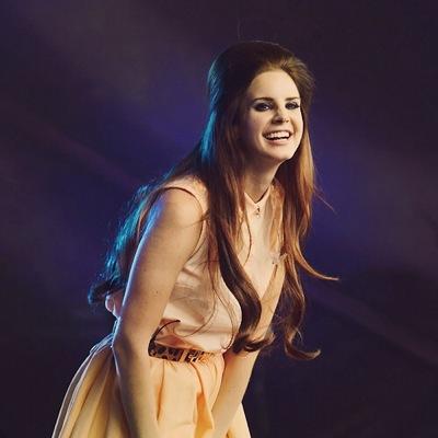 fitnessophelia's profile picture. 