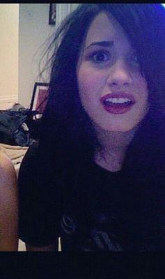 Niall is mine, demetria is bae