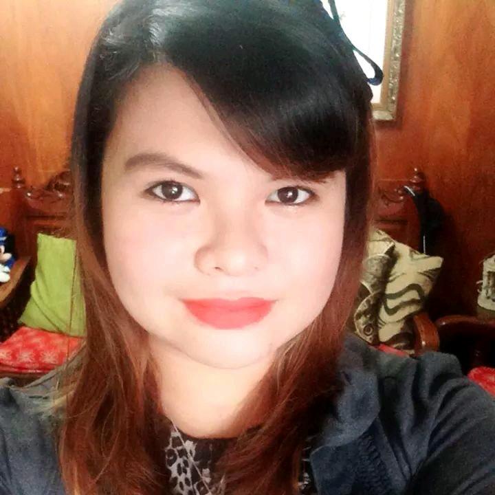 I'm young, crazy, dreamer, happy. Just me!
