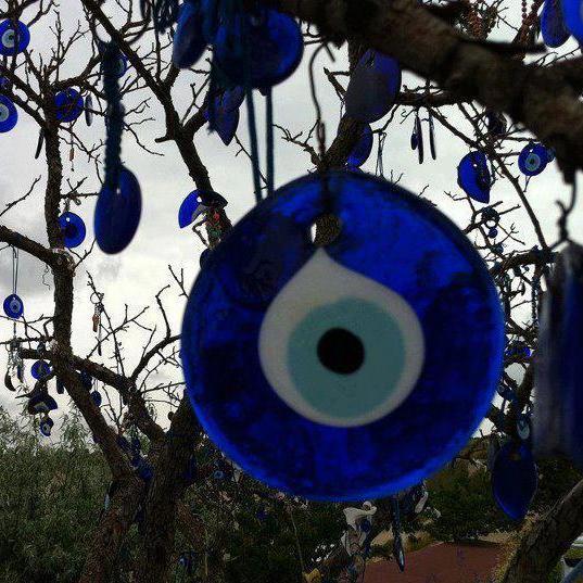 ucurtmatutku's profile picture. Herkesten bir şey öğrenmek gerek. Kimse dört dörtlük değildir/olamaz da

Ben oldum diyen o andan itibaren kaybetmeye mahkum olur.