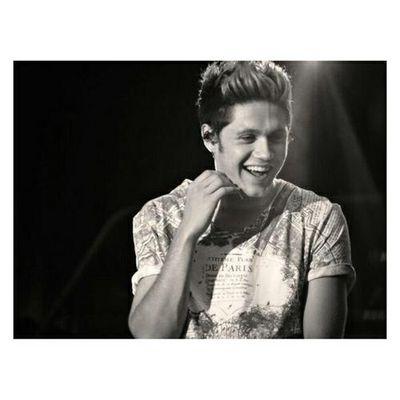 ily and I follow back ;) #Directioner ∞ xoxo