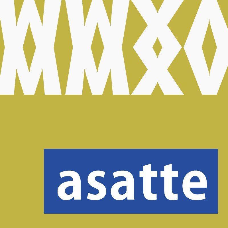 「asatte」は音楽ライター・岡村詩野さん主宰「音楽ライター講座」の受講生によるフリーペーパーです。都内CDショップ、ライブハウス、カフェ等に設置しております。ブログ「asatte＋」もよろしくお願いします。