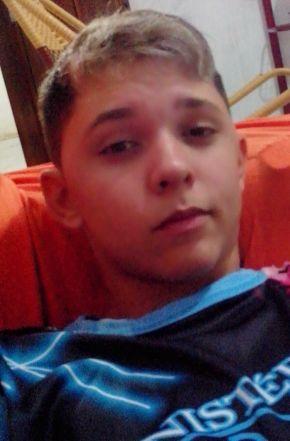 Guilher71052443's profile picture. 