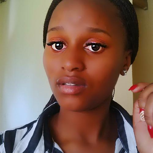 Im am out going person,like extraordinary things n like taking pix...have a daughter n a son love them so much...