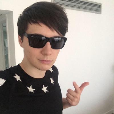 free follow from @5sosnovelli so follow me on there please :)