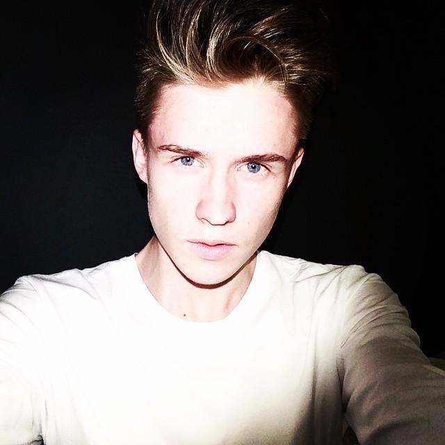 John______Brown's profile picture. 