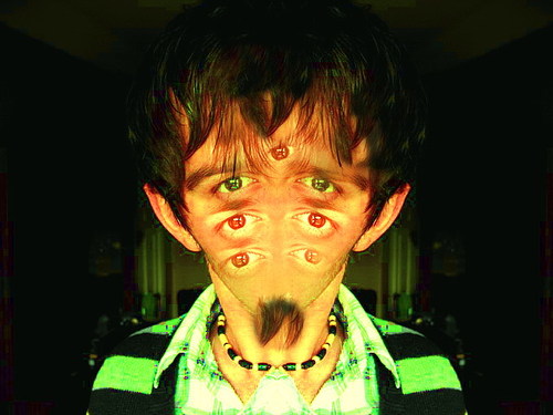 Negodyaev's profile picture. Люблю целовать священников. Это не модно.