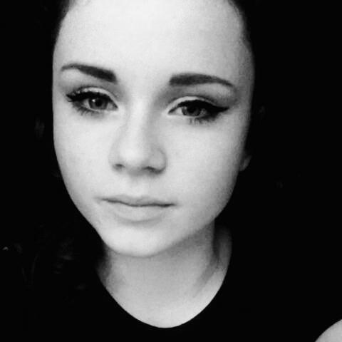 17 y.o.♦ love tattoos&cats♥CureFan♥Gossip Girl♥