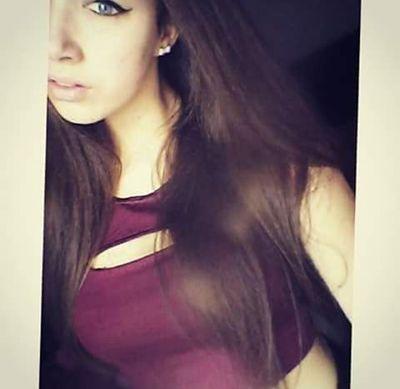 cloXlight's profile picture. 17 → coventry                                                          Snapchat → chlo3_xxx
 Instagram → chlo3xx_