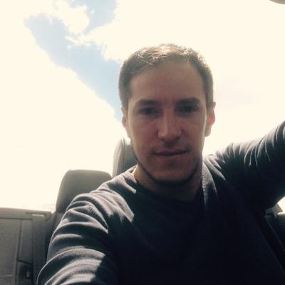 Abogado especialista, Santafereño ⚽️, amante de las cosas buenas.