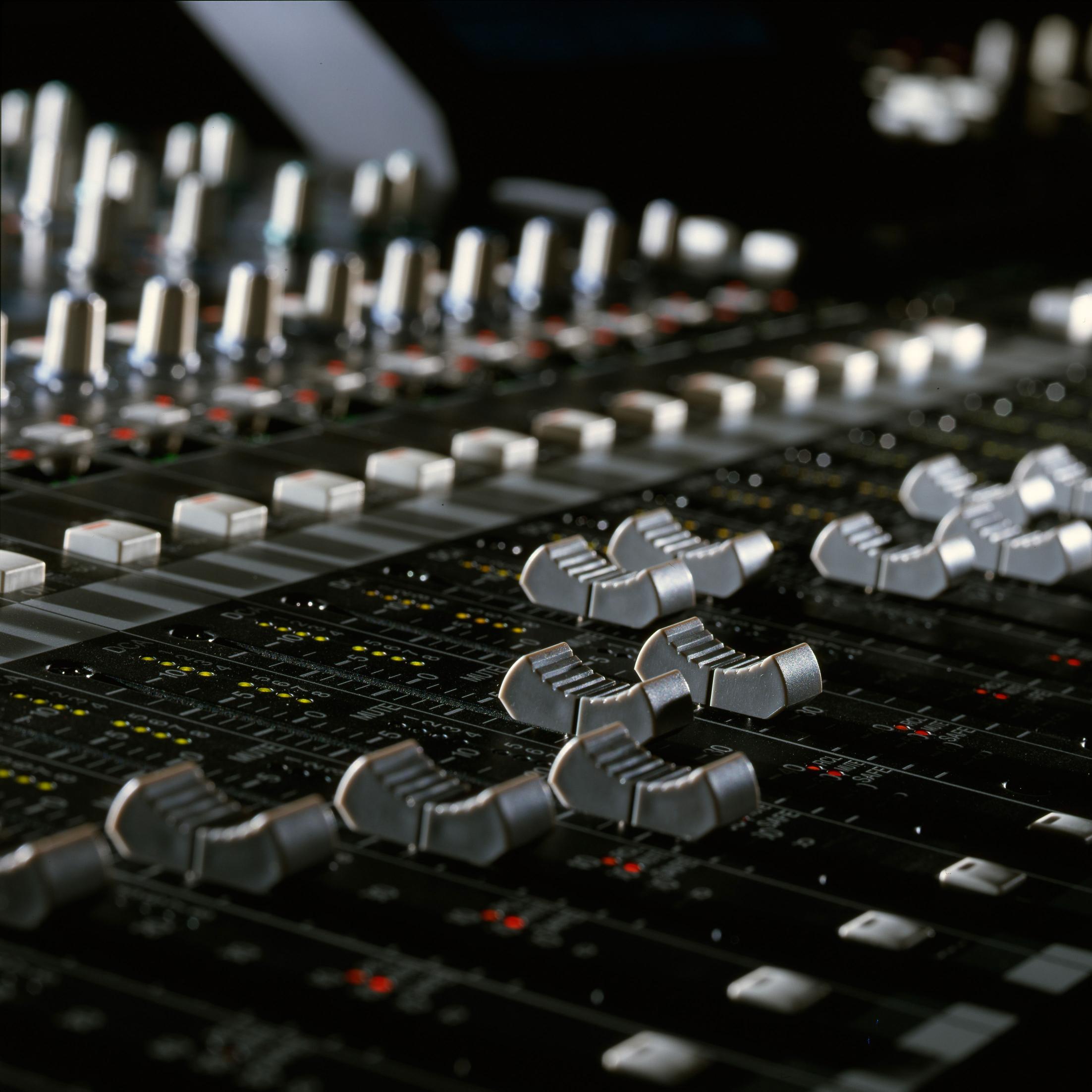 Supplier of PA systems, 
sound engineering and
musical services for conferences, events, theatrical productions and bands