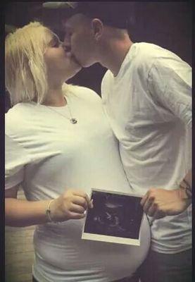 Aliiiey789's profile picture. Aleeah & Michael are my life !