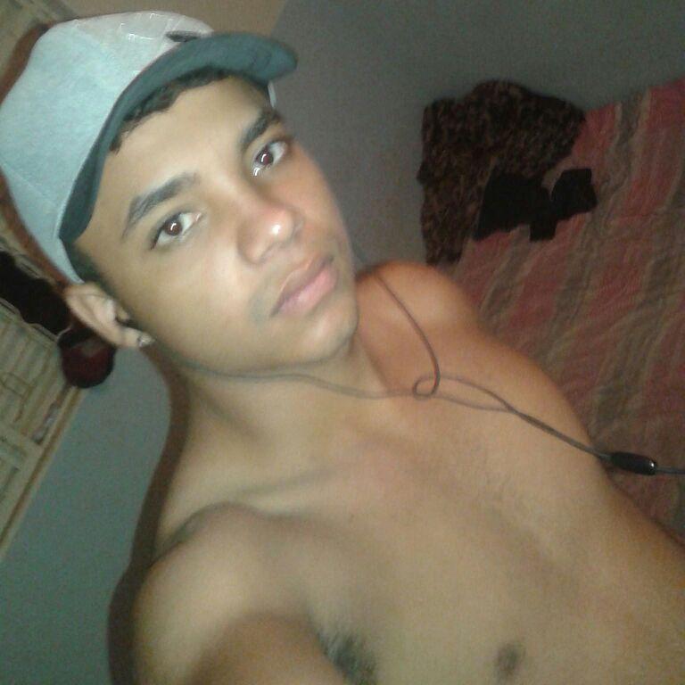 yan_viriato's profile picture. machucar?! so se for com a verdade..