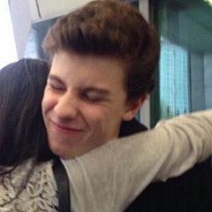 hey i'm aimee and i can't work out how shawn mendes is such a smart idiot