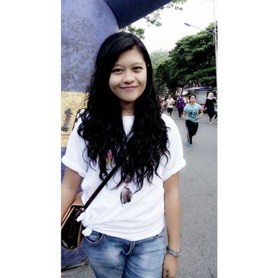 Don't judge me,please mirror,are you perfect ?