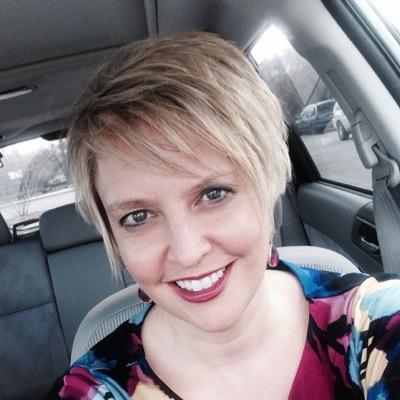 I'm a mid 40's girl who loves fitness but still struggles to find the proper balance between healthy choices and good living!