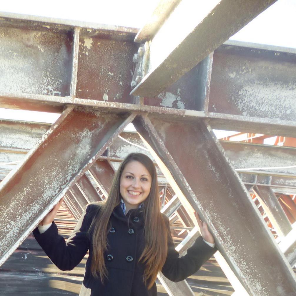 bettarubino's profile picture. 