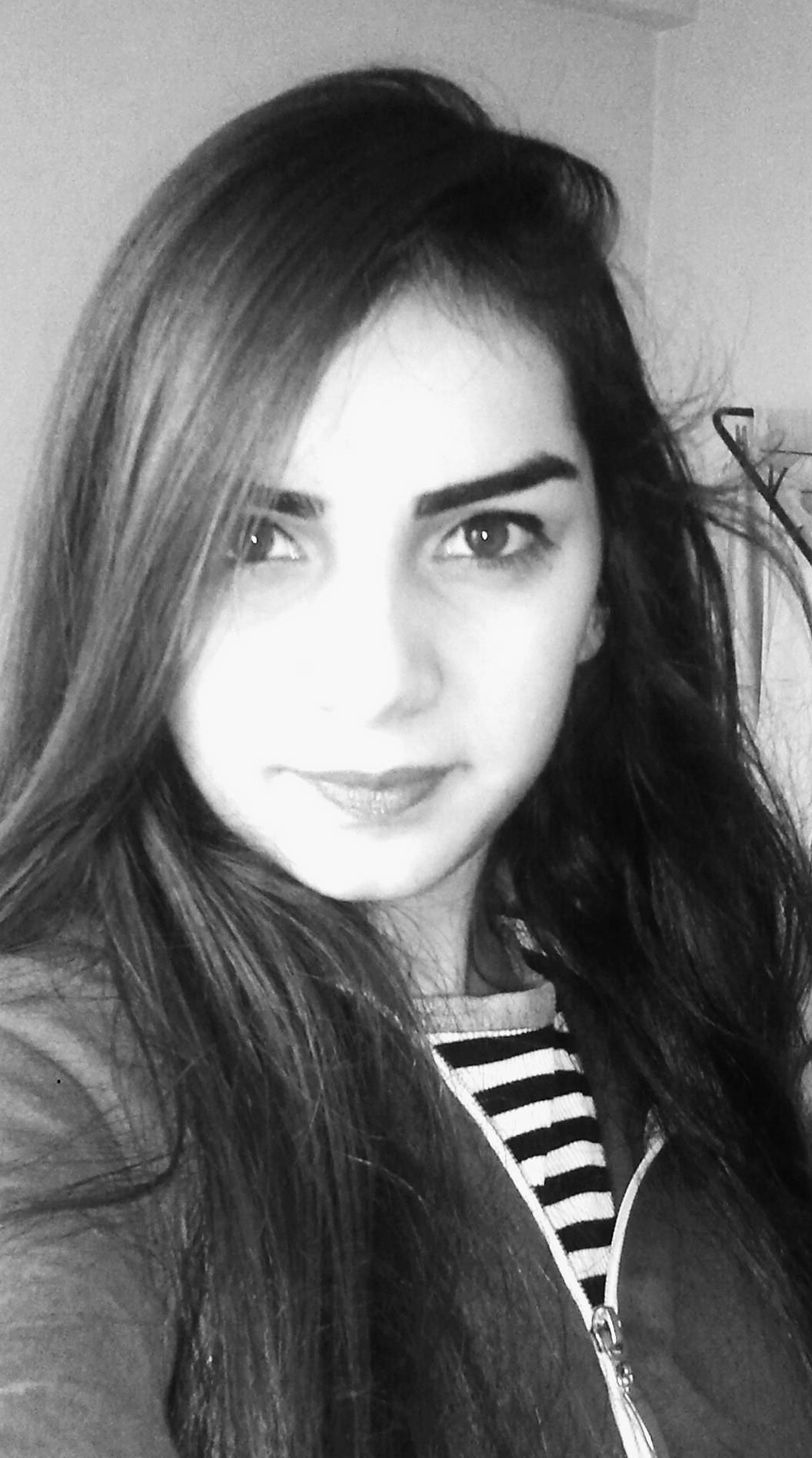 1999Yasarelif's profile picture. 