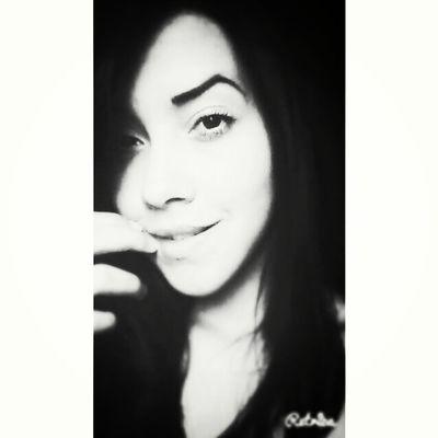 Meu Deus perdoa esses meus olhos d'agua e eles pedindo cheios de mágoa / insta: maria_valmiria / snap: mariavalmiria78