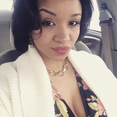 RaisaTena's profile picture. #Lesbian #ProudMother