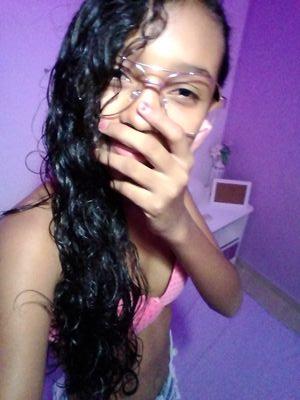 jeitinho de Praticinha mais Praticinha poha nehuma....Sou Maloqueira msm

 Beijinho no pé pk no ombro é muita luxúria.....rarara