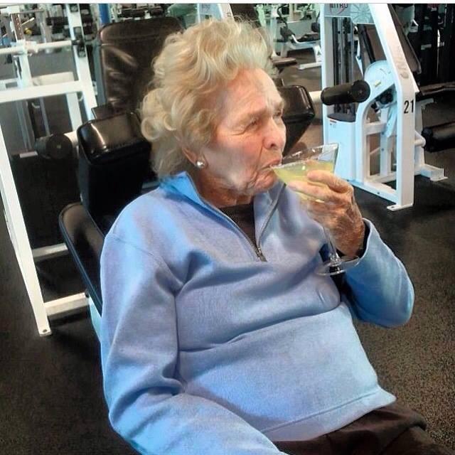 ihateyogaryb's profile picture. Fitness enthusiast, self-indulgent writer; spreading the lolz for @rateyourburn