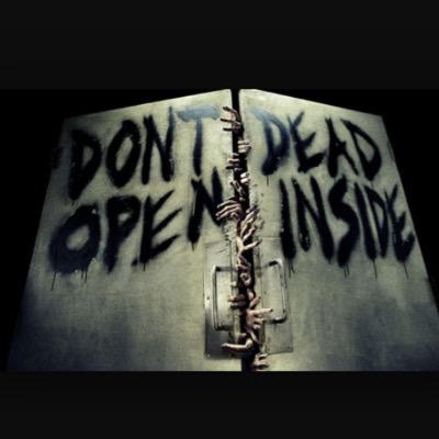 I LIKE THE TWD,CARL GRIMES, RICK GRIMES,DOGS,HAYES GRIER,TWD,AND @nickiknight MY BFF