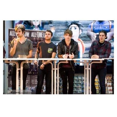 AllTimeThatcher's profile picture. honey, maybe it's not you, it's maybelline