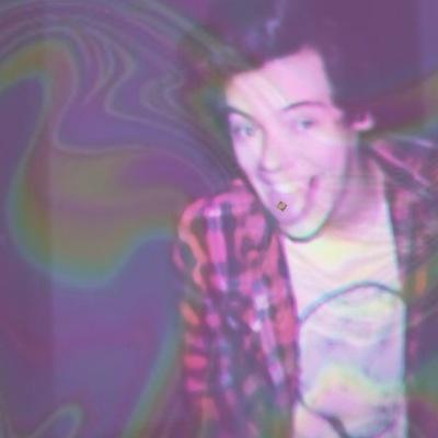 Explicit_Zarry's profile picture. food and bands pls