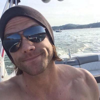 free follow from @CastieIsAssbutt because we're family #spnfamily