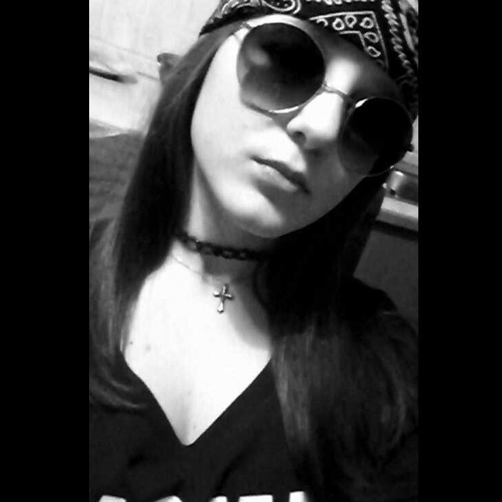 I live for music (yeah, yeah, cliche, I know), I'm 17 and I'm a loser at everything but who gives a fuck