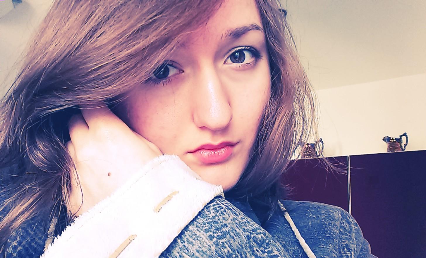 FallenInfinitum's profile picture. Se imparerai ad essere abbastanza per te stesso,lo sarai anche per gli altri