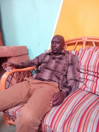 baretyet_john's profile picture. 1974